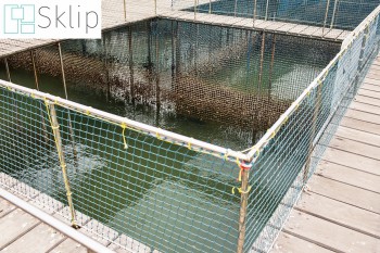Siatka na oczko wodne w ogrodzie | Sklep siatkami do zabezpieczenia oczka wodnego