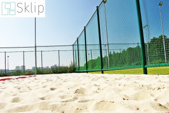 Boisko szkolne - mocne ogrodzenie z siatki polipropylenowej | Sklep z ogrodzeniami na boisk sportowe