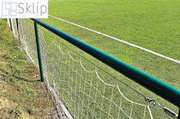 Sznurkowa siatka ochronna na boisko Zabezpieczenie boiska piłkarskiego 