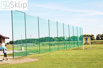 Gruba mocna siatka do piłkochwytów na boiska sportowe | Sklep z piłkochwytami z siatek