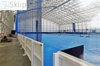 Profesjonalna siatka ochronna na boisko i hale sportowe | Sklep zabezpieczeniami z siatek do hali sportowej