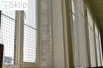 Tania siatka sznurkowa na okna do hali sportowej | Sklep zabezpieczeniami z siatek do hali sportowej